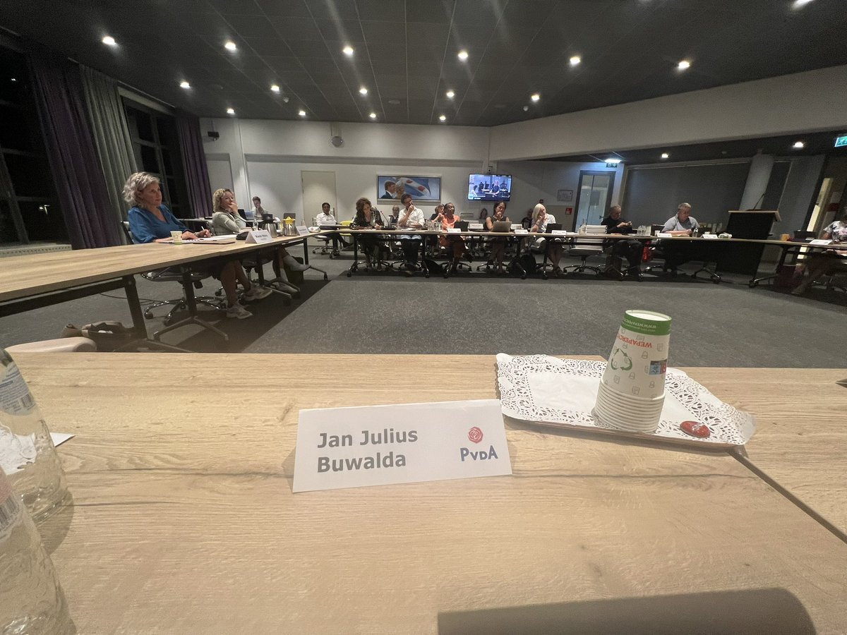 Jan Julius Buwalda ⭕️ tweet media