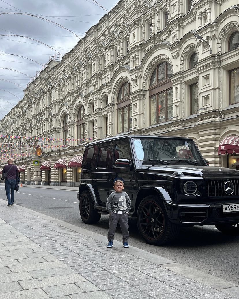 HasbullaHive's tweet image. By order of the Hasbiky Blinders