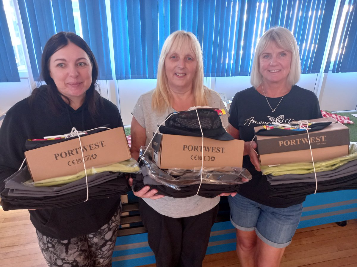 Louisa Mellors tweet media