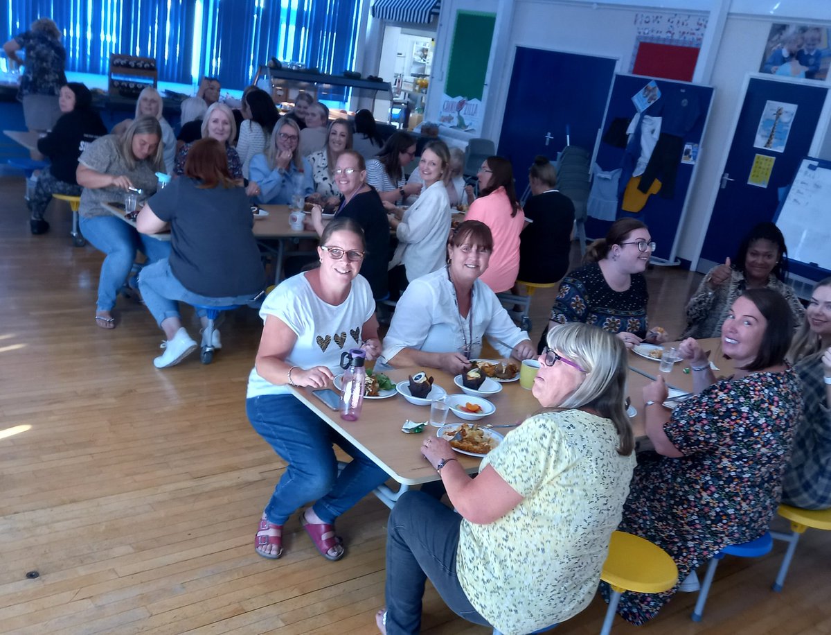 Louisa Mellors tweet media