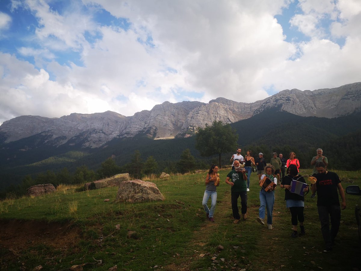 Cadi musical <a href="/ladiatonica/">La Diatònica</a>