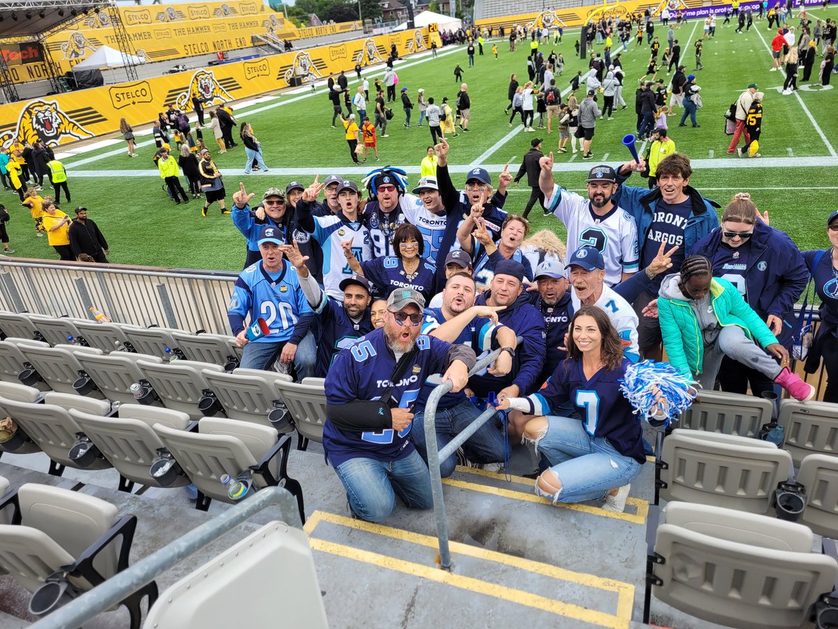 djslessor11's tweet photo. Dispelling the demons of Tim hortons field @TorontoArgos #cflfamily https://t.co/duLgL1ZtuO