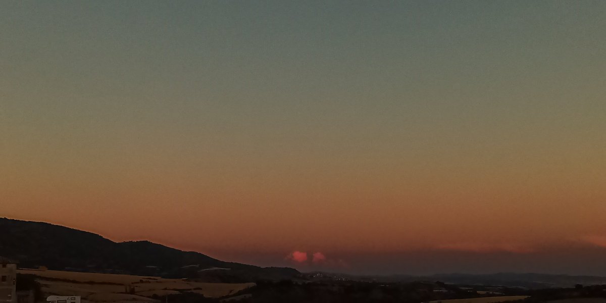 Jose15Josemari's tweet photo. #compartetuatardecer 
#ilunabarra #sunset

 #atardecer de hoy por el #pantanoalloz
#embalsedealloz 👌🏾
A disfrutar del mundo de los sueños y que se cumplan 👌🏾 https://t.co/JlzG1XQwsM