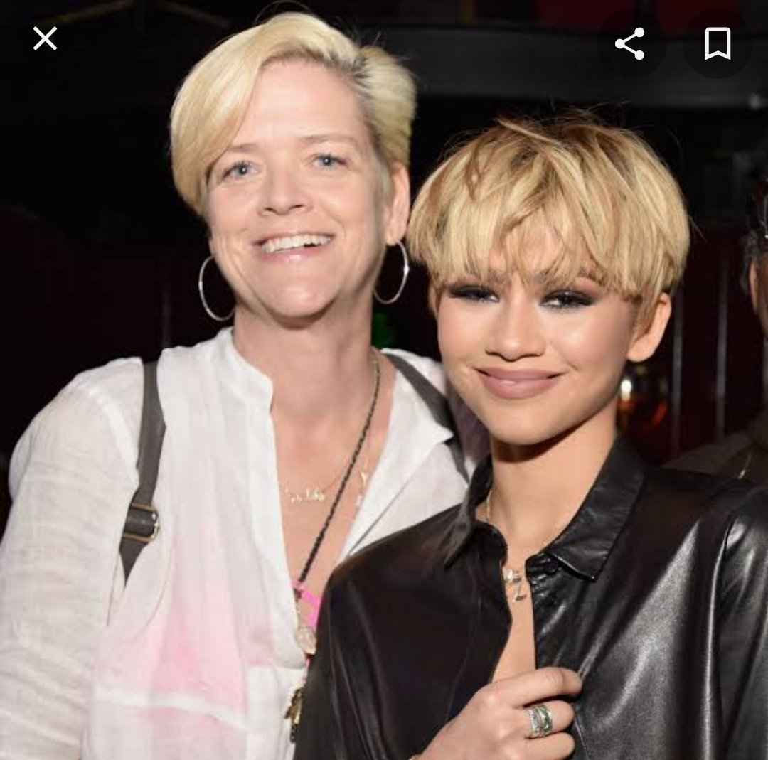 y_karinstev's tweet photo. @percabethlvr @Fin_Fin2000 @dayapeters Black? Without the white gen,she wouldn't has that features. No matter how basic they're,a white gen gives more aesthetic to the mixed kids (white/Caucasian:Europe/middle eastern/north Africa/Hispanic-Latin etc mixed with any other races like black,Asian/Islander, indigenous etc) https://t.co/X2YHc6ffqw