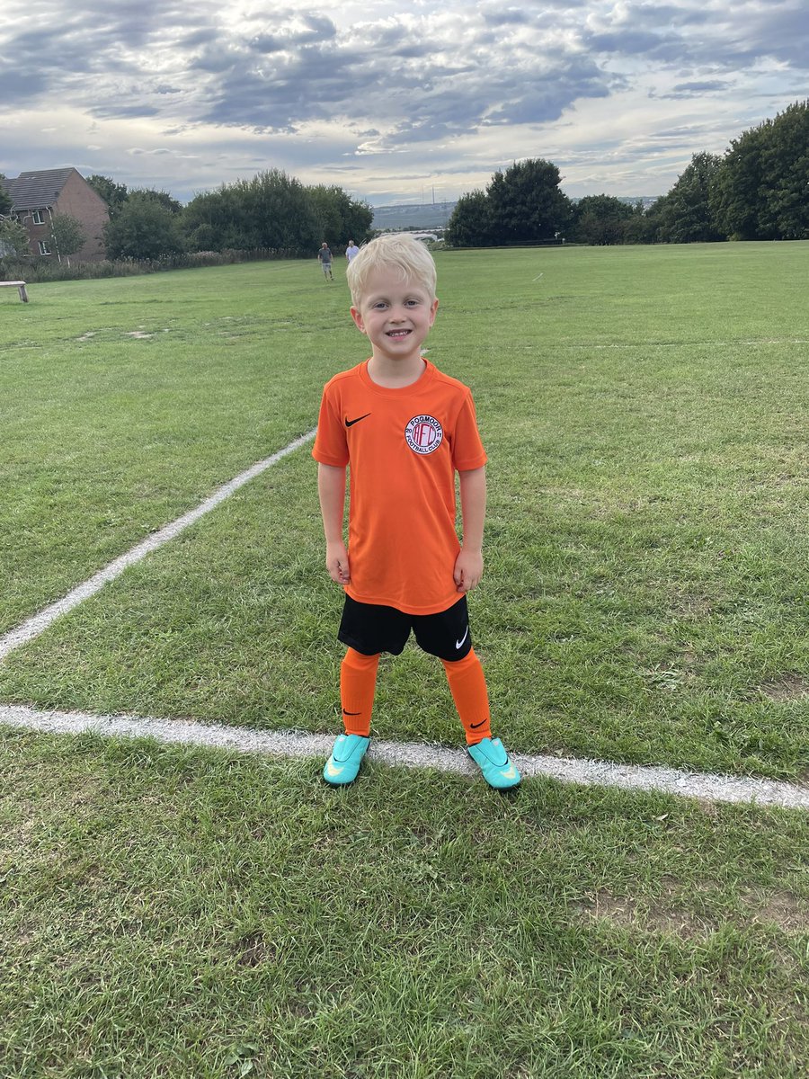 StacieSdc's tweet photo. @MPSClass5 Not only was it Jackson’s first day back at school, it was also his first football match ⚽️ 🥅 https://t.co/DyorYc75o7