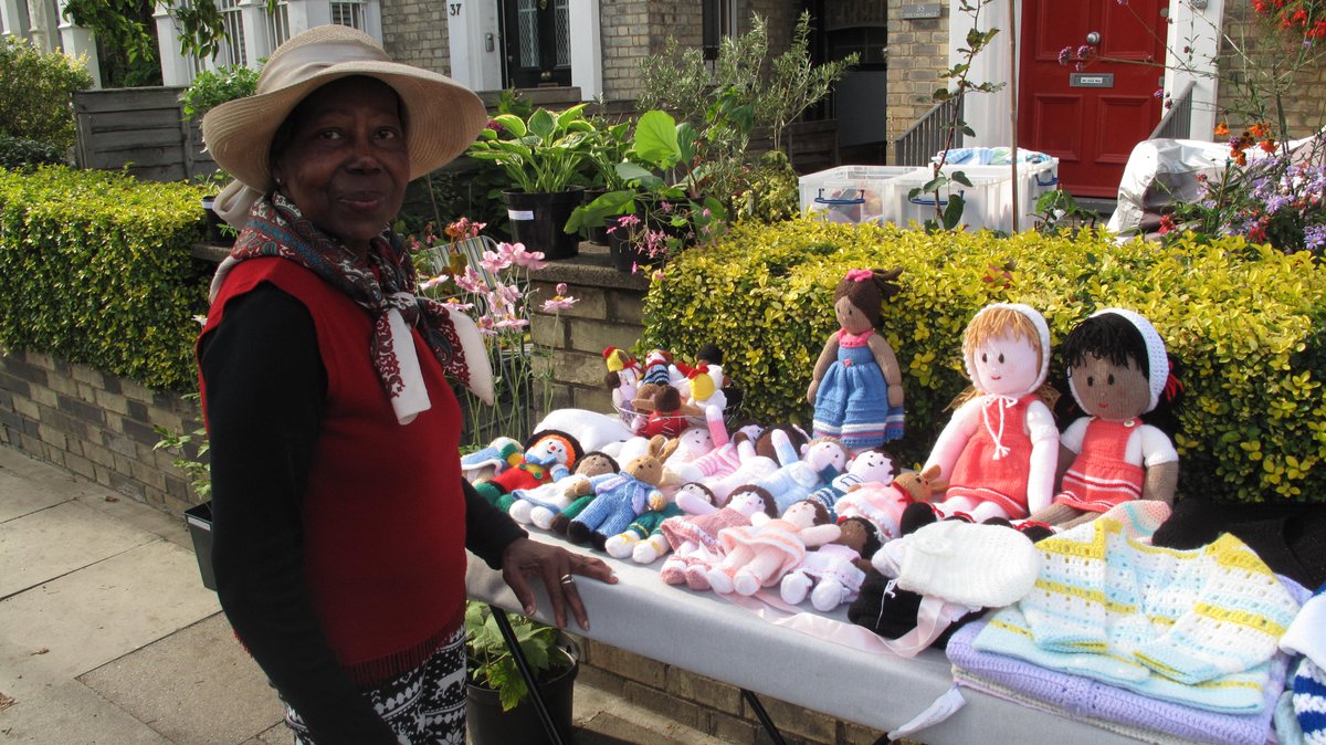 My, my, here we go again! On Sunday 25th September we'll be holding the 11th annual #tufnellparkyardsale in the streets between Tufnell Park Road/Campdale Road/Foxham Gardens/Holloway Road. Residents can register now on bit.ly/1KQv0Ly