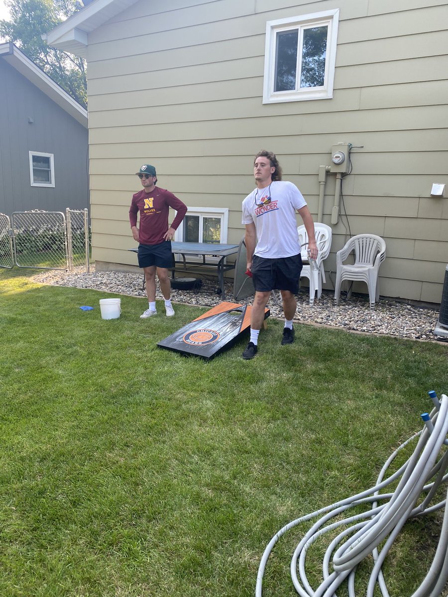 NSUWOLVES_BS's tweet photo. Team cookout at Skip’s was a success! Excited to get going with fall ball this week

#GoWolves🐺 https://t.co/Nn3js31KkW