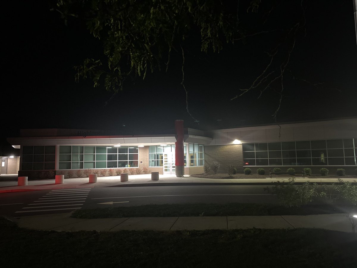 ‘Twas the night before school.
Kids…we are ready! 🐾