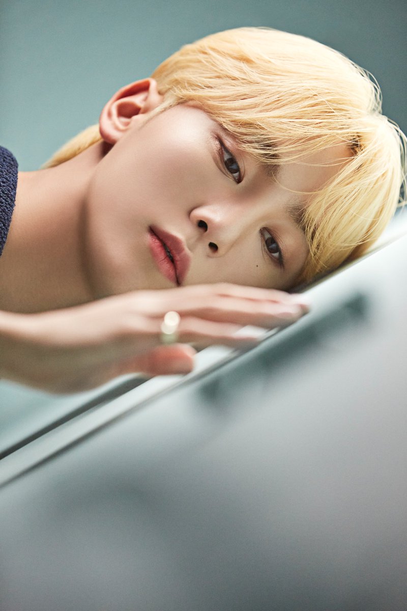 👥👤👥 뭐..? 굿즈 기획전? 👥👤
👤👥.. 웅성웅성.. 👥👤👥

입이 근질근질했는데 드디어
NEW 굿즈 등장 소식 들고왔어요 ( ˃̣̣̥‸˂̣̣̥)

미니 룩북 사진 궁금해 할까봐
슬쩍 공유해보는 클린본💌

기획전 바로가기👉 bit.ly/3x4tXFD

<a href="/pledis_17/">세븐틴(SEVENTEEN)</a> 
#네오쿠션 #네오파운데이션 #프로밀착파데
