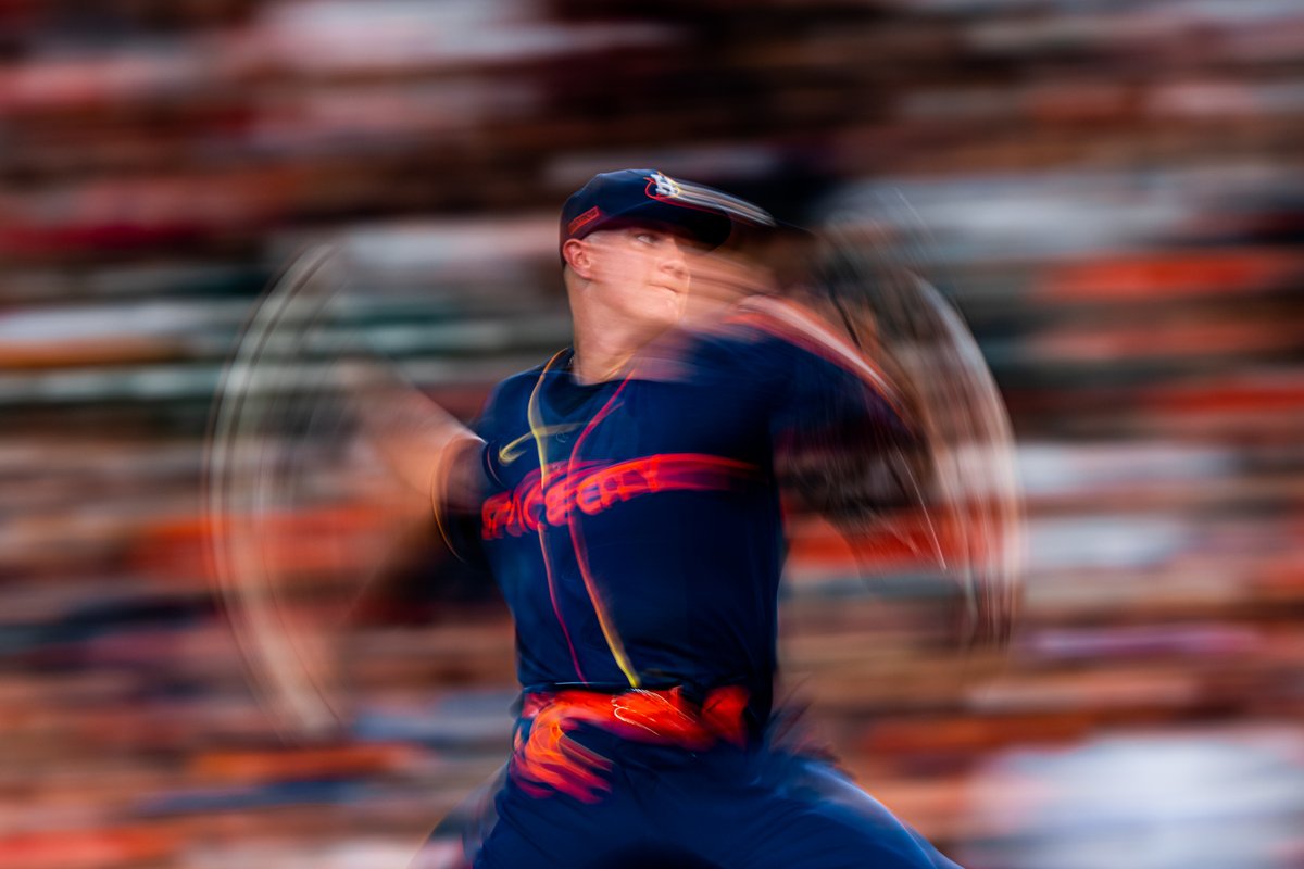 astros's tweet photo. What can Brown do for you?

How about six scoreless. https://t.co/AuEbF8TOyA