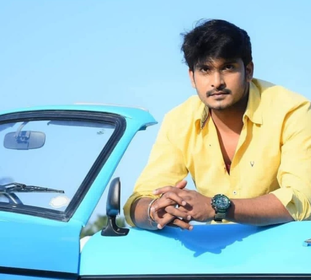 PramodFCMandya's tweet photo. 👉ನಮ್ಮ ನೆಚ್ಚಿನ ನಟ @pramodactor1 ಅಣ್ಣ🥰🤘❤️
#Bondravi #kannadafilm #kannadamovies #kannadasongs #premierpadmini #geethabanglestore #kannadastatus #rathanprapancha #kannadareels #englismanja #alankaarvidhyathi #bhuvanamgaganam https://t.co/LInojQe191