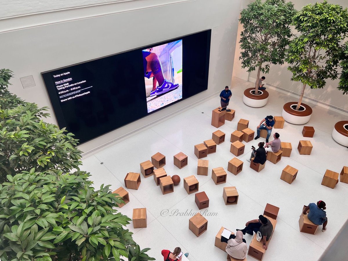 prabhu_ram's tweet photo. Since itβs Apple season, here is the best Apple store ever that I have visited - the Apple Store Carnegie Library!
#AppleEvent #AppleCarnegieLibrary https://t.co/DKzBTHEpoo
