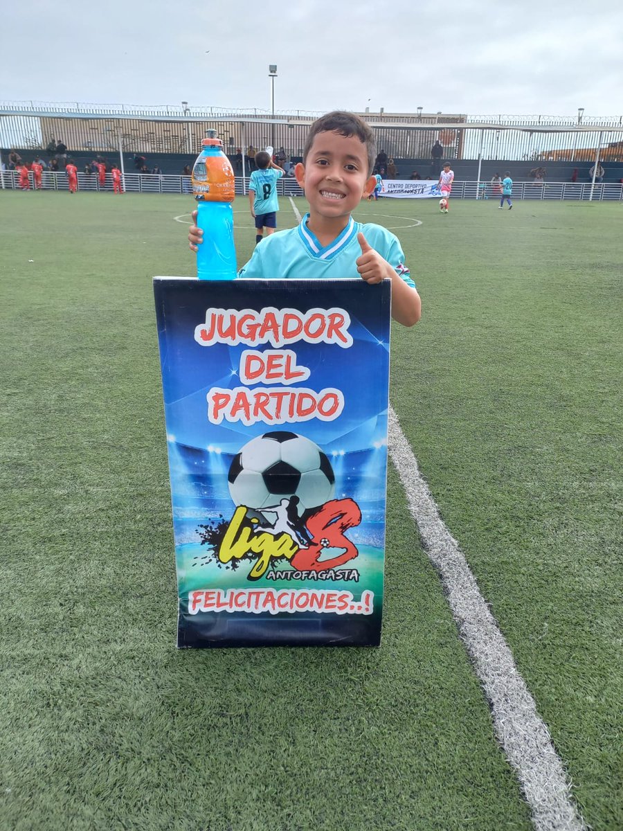 cdantof_cl's tweet photo. Samuel Diaz jugador del partido campeonato Liga 8 de #Antofagasta https://t.co/bi9v9u1mMx