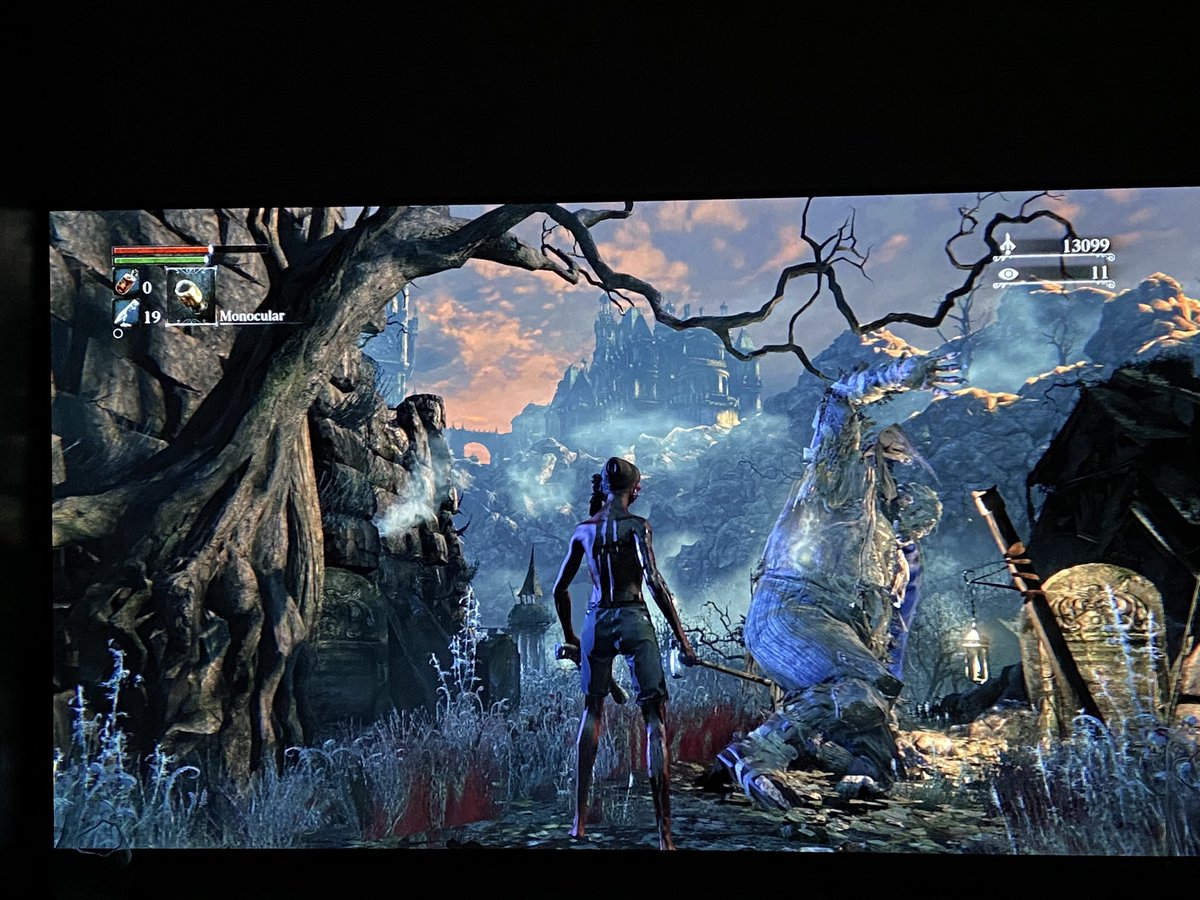 ATOM19505's tweet photo. Hang in there baby! #Bloodborne #Hemwick https://t.co/bF2hEX7H8Q