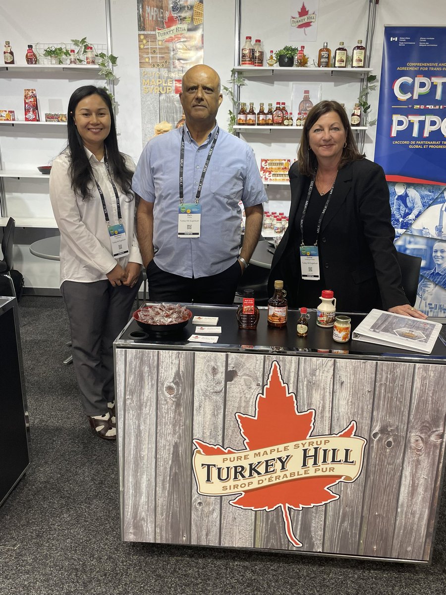 CFEA's tweet photo. It’s day 2 of @finefoodAU If you are in Melbourne stop by HK35 to try some tasty maple syrup and dried fruits. As well as learn about a smart food safety solution.  #CFEA #export #canadian #food https://t.co/okoq7ozFIH
