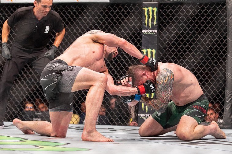 robwhittakermma's tweet photo. We came, we saw, we conquered. #UFCParis #ReaperNation @UFC_AUSNZ @ufc https://t.co/f4kZKIYxAU