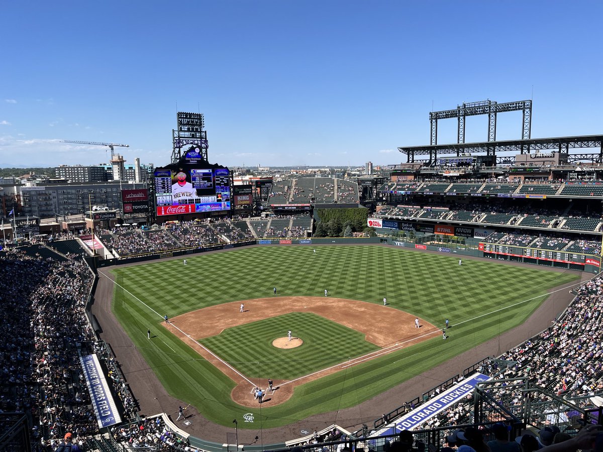 jasonr_mulcahy's tweet photo. Coors Field in mint condition. Praise to the ground crew @CSTMA_TURF #TurfNerd https://t.co/3GmQFchERm