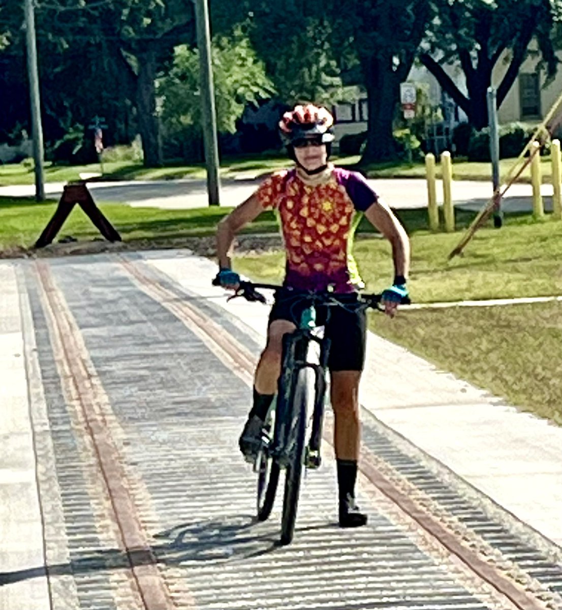 scashmanrph's tweet photo. #StepCycleSwing #ipaforstudentscholarships Gravel Ride today 🚴🏻😎🚴🏻🚴🏻 https://t.co/p44u7BmEwC