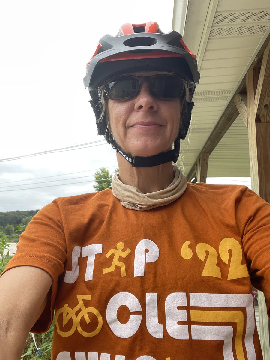 #StepCycleSwing #ipaforstudentscholarships Gravel Ride today 🚴🏻😎🚴🏻🚴🏻