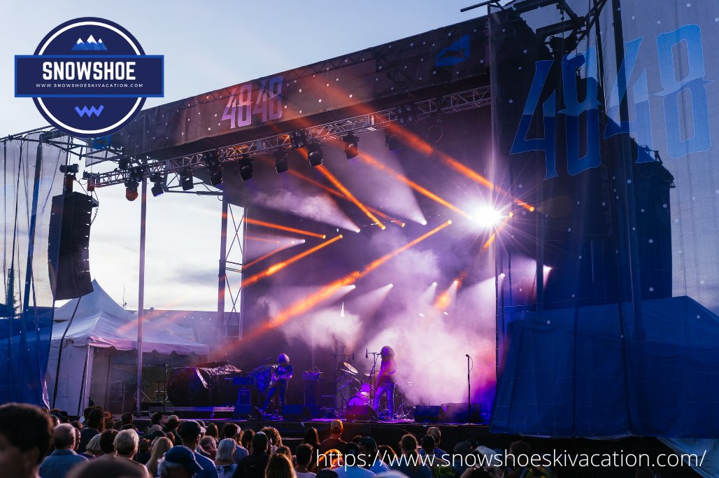 There’s nothing like a music festival at Snowshoe Mountain! Book a condo today to experience one at snowshoeskivacation.com/availability/ #skiresort #vacationhome #lodge #travellerslodge #musicfestival #4848musicfestival #vacation #summer