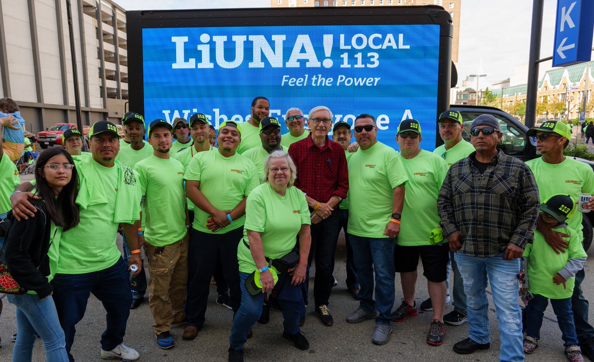 Tony4WI's tweet photo. It was an honor to walk in Milwaukee’s Annual Labor Day Parade today and celebrate the workers who make our state great #LaborFest https://t.co/9i3kuZu09T