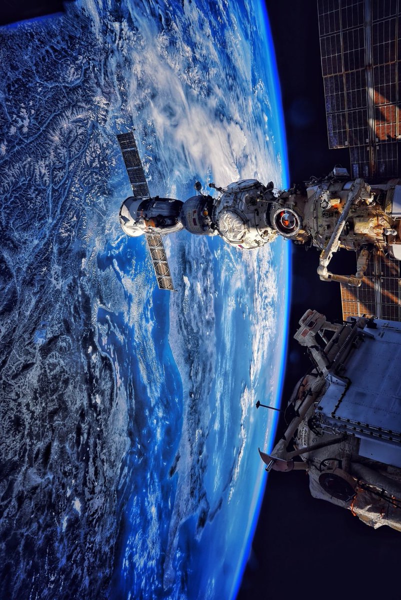 Earth captured from the International Space Station by cosmonaut Serg Korsakov.