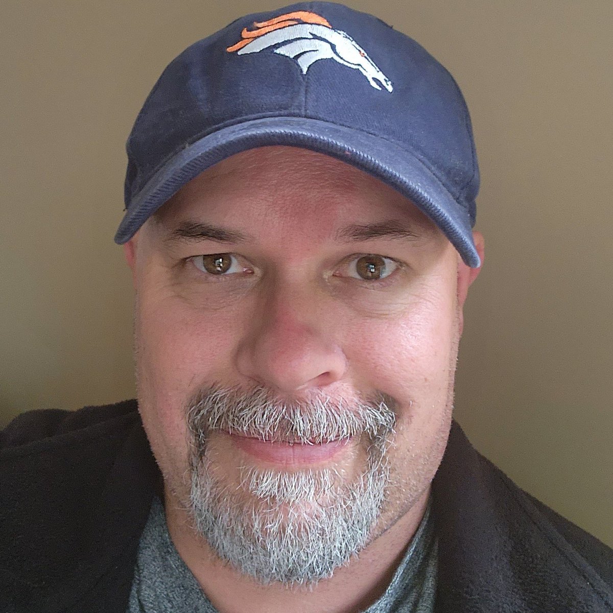 bhawkswon's tweet photo. #NewProfilePic https://t.co/f9c2Xwdf1R