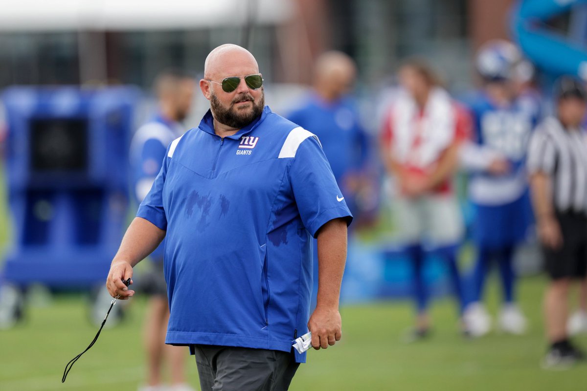 sandropacheco71's tweet image. #MikeKafka's offseason, training camp and preseason audition has earned him a new job for 2022: play-caller.
The #NewYorkGiants will enter the regular season with #Kafka in charge of the offense, head coach #BrianDaboll. #NFL #MakingHistory #TogetherBlue