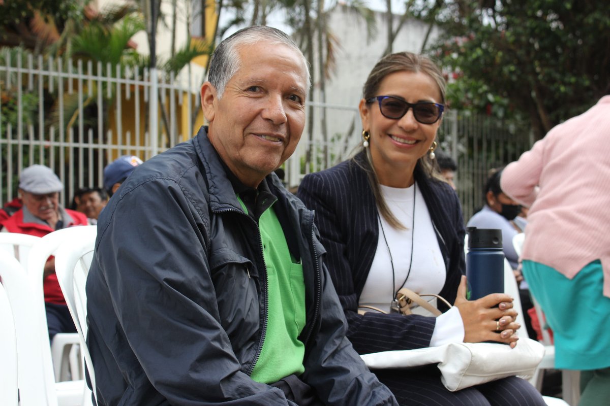 MariaTeresaVar6's tweet photo. Celebrando el 50 aniversario de la Cooperativa SEAPAS R.L. en el municipio de El Torno, más de 10 años trabajando junto a esta ejemplar cooperativa, logrando que los usuarios aporten en la conservación de recursos hídricos https://t.co/MwmXKhaxJC