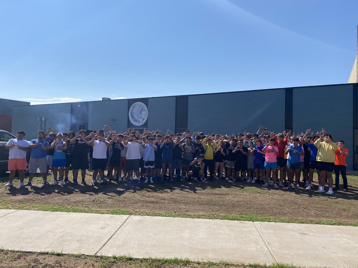 LV_CHIEFS_FB's tweet photo. Great turnout for Labor Day practice. Even got an awesome lunch after study hall! The road to success has no days off. #NorthSidePride https://t.co/tkcaiQpQzA