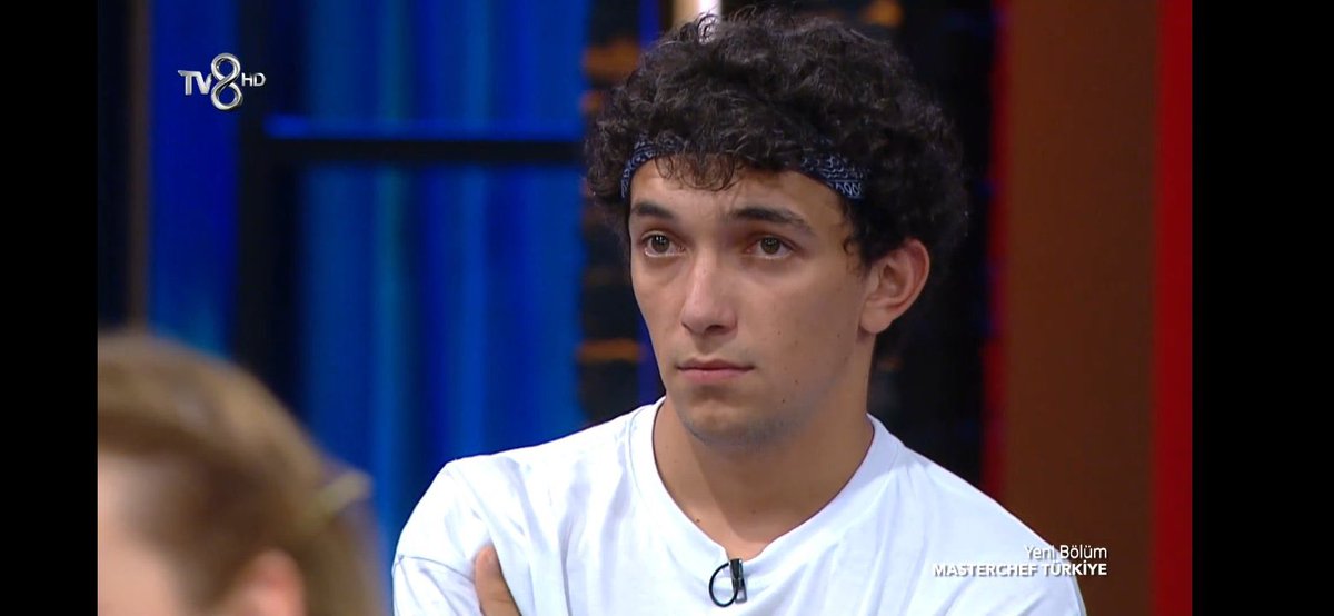 pardonmery's tweet photo. arkadaslar iyice abarttınız takımda yetenek kadar iletişim de önemli tabiki iyi iletişim kurduğu insanları seçicekler  melih metin ve yağız arkadaşlıklarını göz önünde tutuyolar diye yükleniyorsunuz ona bakarsanız mavi takımda da kaan oda arkadaşlarını seçti #masterchefturkiye https://t.co/Xwtd1dVQV0
