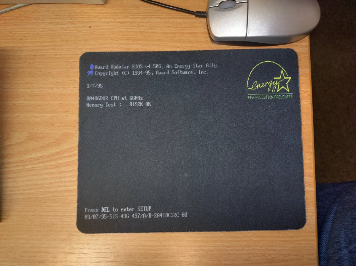 fang_cz's tweet photo. Something I need to buy!

#retropc #boot #intel #486dx2 https://t.co/YRdPzdNODE
