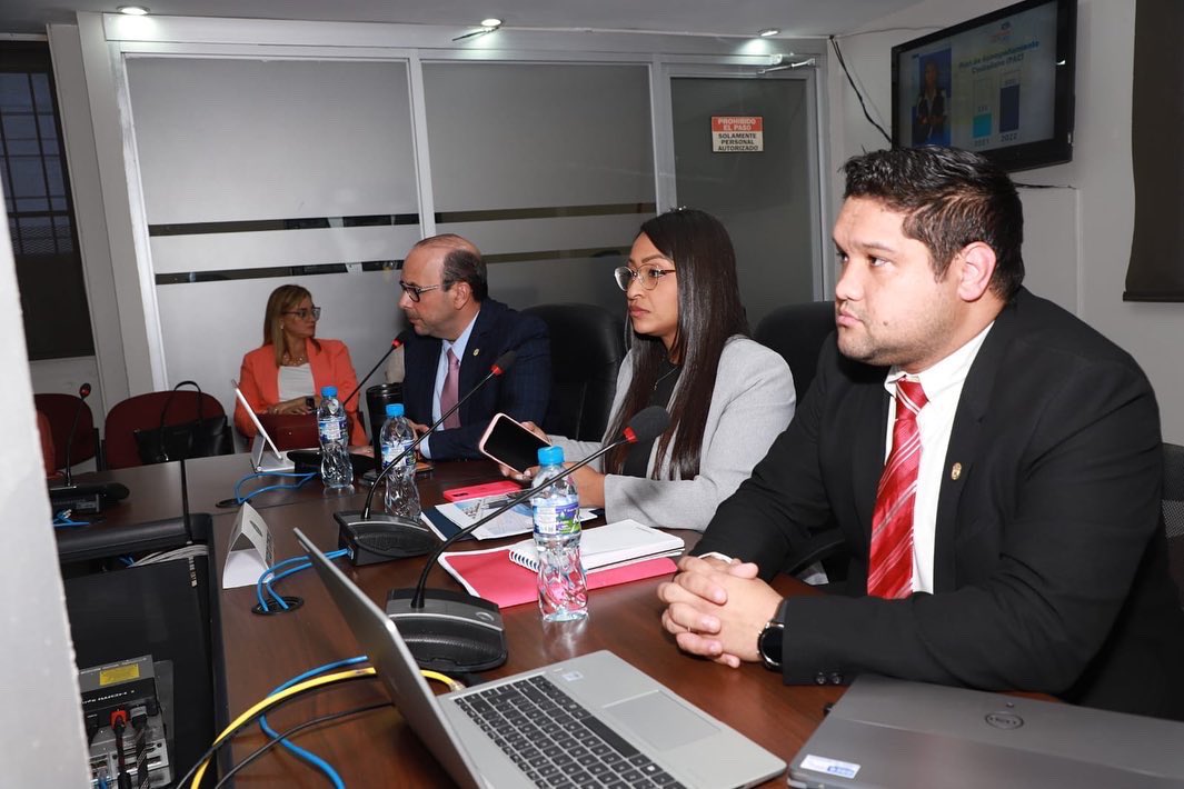 asambleapa's tweet photo. habilitación de la sede regional del distrito de Pinogana en Darién, adquisición de equipo de transporte terrestre y acuático, maquinarias, centro de capacitación integral de derechos humanos y mejoramiento tecnológico del sistema de atención.

#AsambleaDePuertasAbierta https://t.co/5AP9xzD8hE