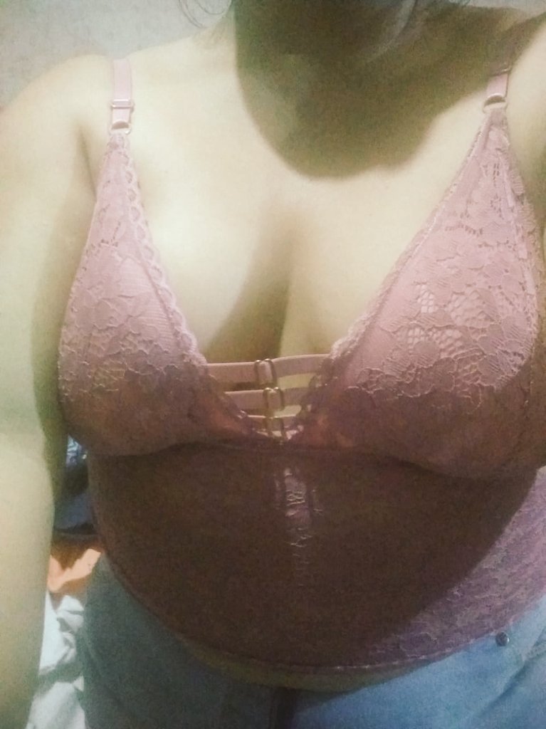 MariaCornudo's tweet photo. Algo de las chichis de mi señora 😉 https://t.co/irPySYa2pi