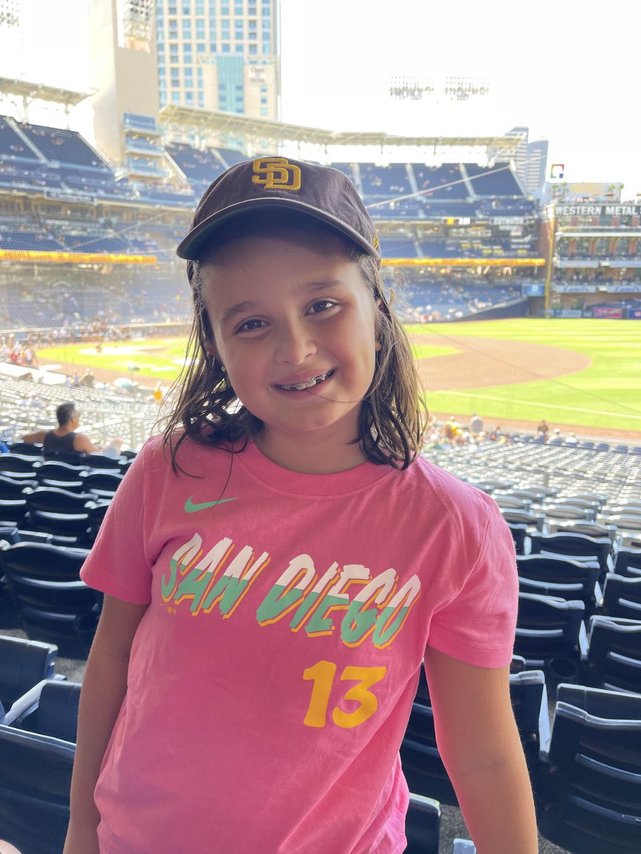 realmgieck's tweet photo. Let’s go ⁦@Padres⁩ #timetoshine https://t.co/S51jdE60mk