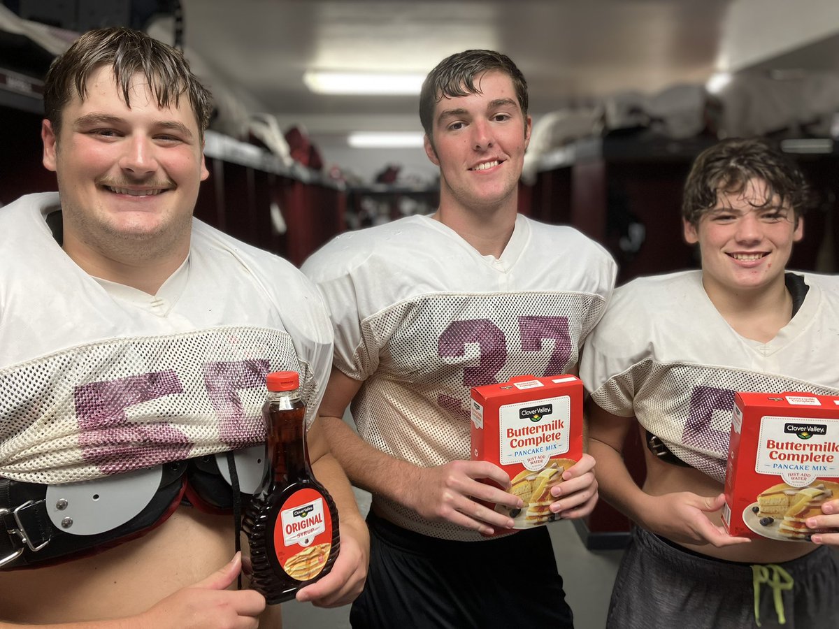 _MrCoachWallace's tweet photo. Kids with the most Cakes on Friday. https://t.co/i8vniTLjEm
