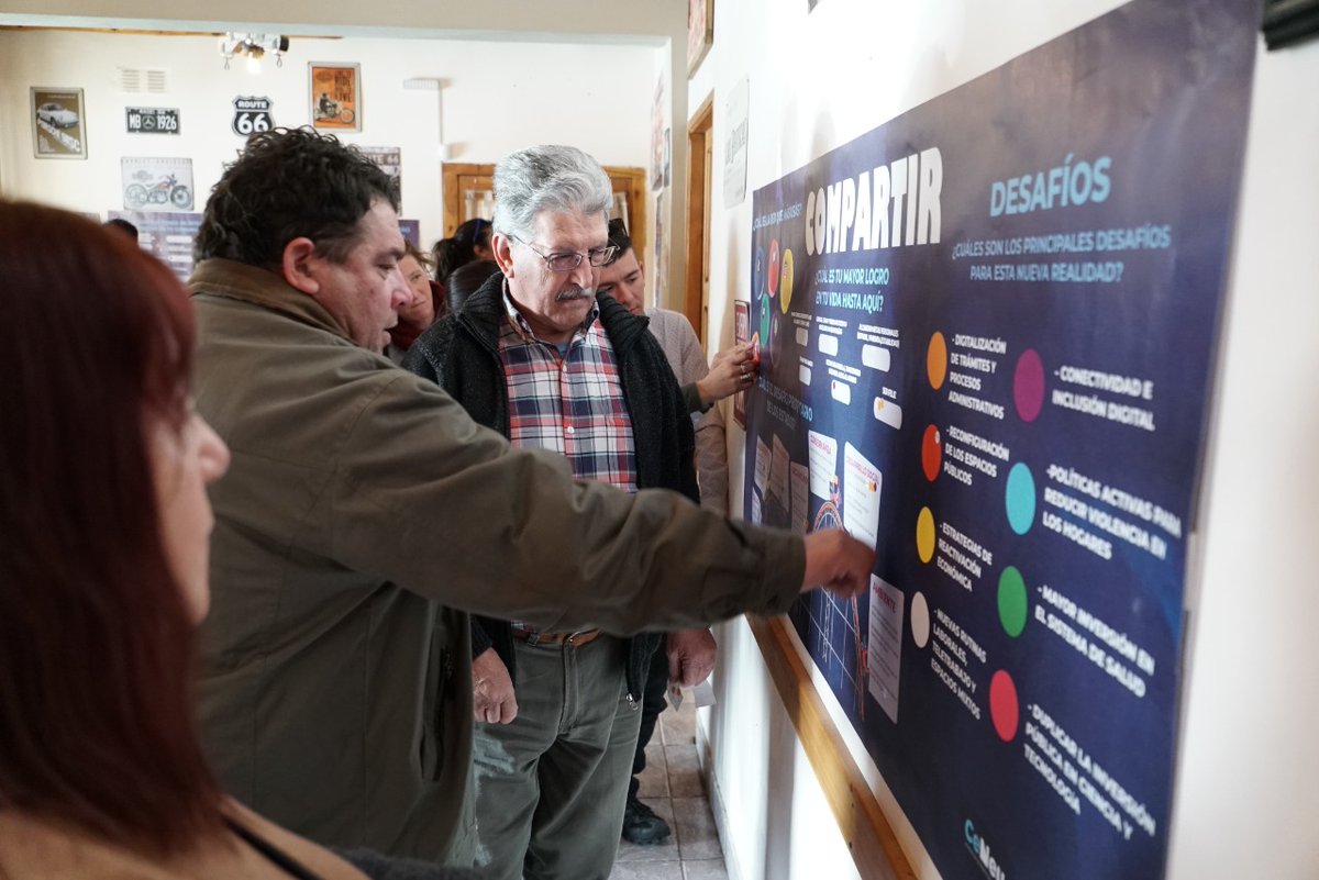 CCeneu's tweet photo. #Hoy
Amplio intercambio de ideas y experiencias en #VillaPehuenia
Sumáte, participá y sé protagonista de la construcción del Neuquén que soñamos #CENEU 

@DiputadosMPN
@marcoskoopm https://t.co/FxOa6sBmK7