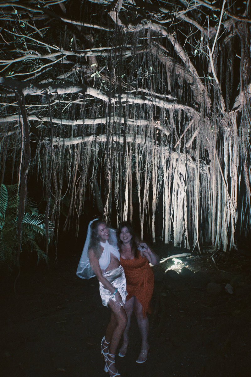 aleeesuhhh's tweet photo. It’s spooky szn https://t.co/LHOGb6mRvV
