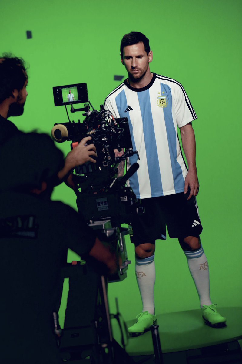 AtaqueFutbolero's tweet photo. Me pasan cosas. https://t.co/hCCjuTeHEP