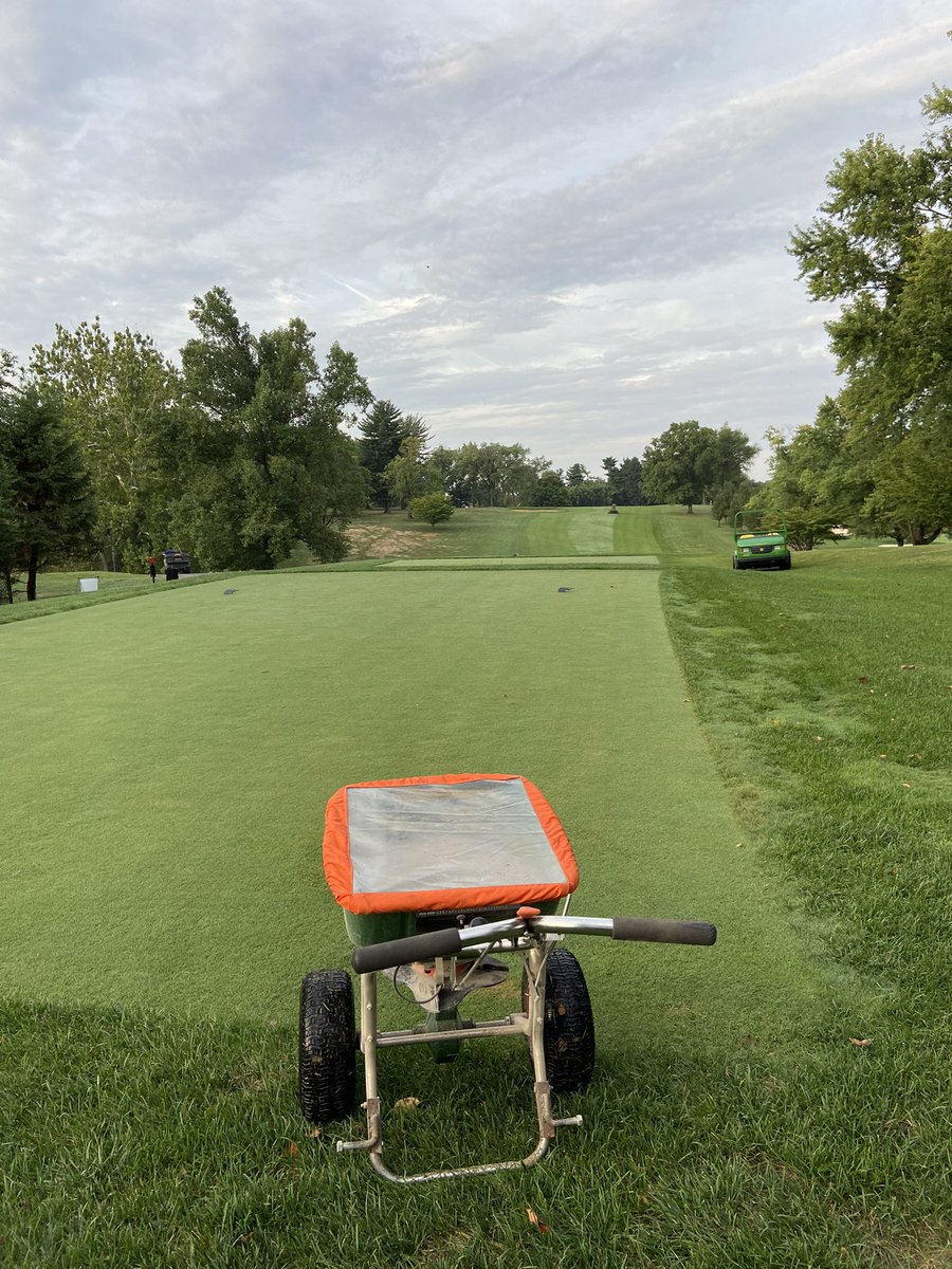 mccarthy_kace's tweet photo. Gypsum app to tees this morning 
Happy Labor day! 🇺🇸 https://t.co/s0nFZiuV9Y