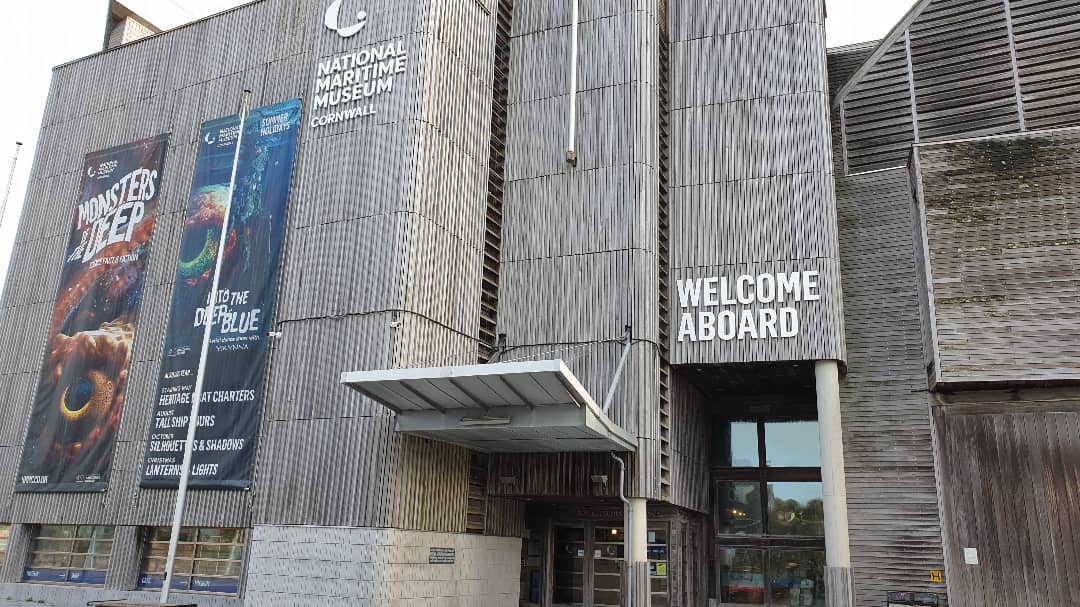 Darren Naish tweet media