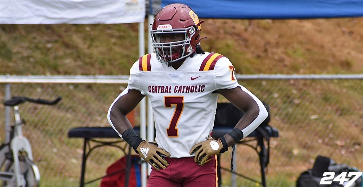 BrandonHuffman's tweet photo. A look at some of the games @247Sports saw in the Pacific Northwest over the weekend https://t.co/ZjmuPHEeSr https://t.co/2KBoDCs7TN