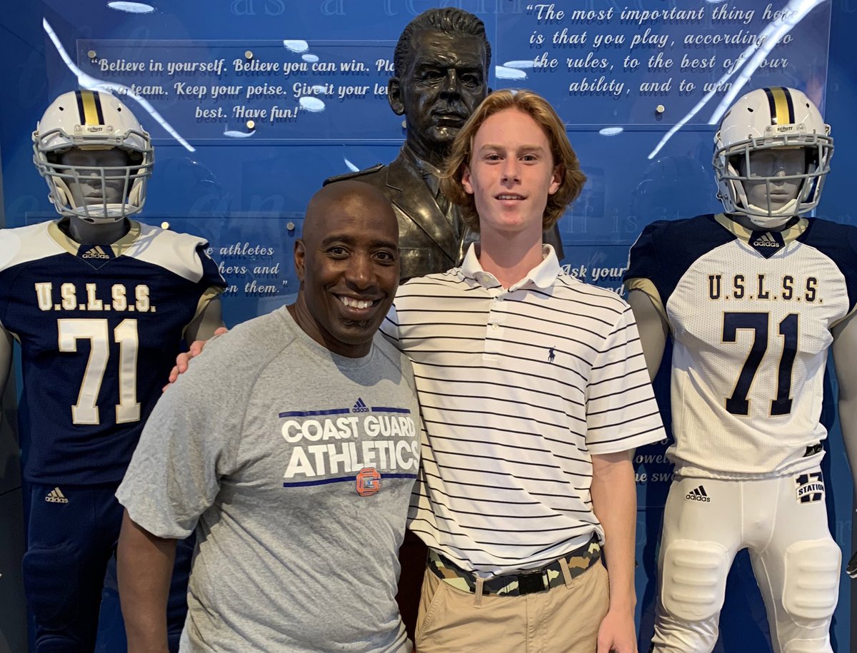 Blessed to receive a LOA and the opportunity play football at the United States Coast Guard Academy! @CoachCCGrant @CGACoachDRF @LargoFootball @Biggamebobby @BigCountyPreps1 @PrepRedzoneFL @Andy_Villamarzo @larryblustein