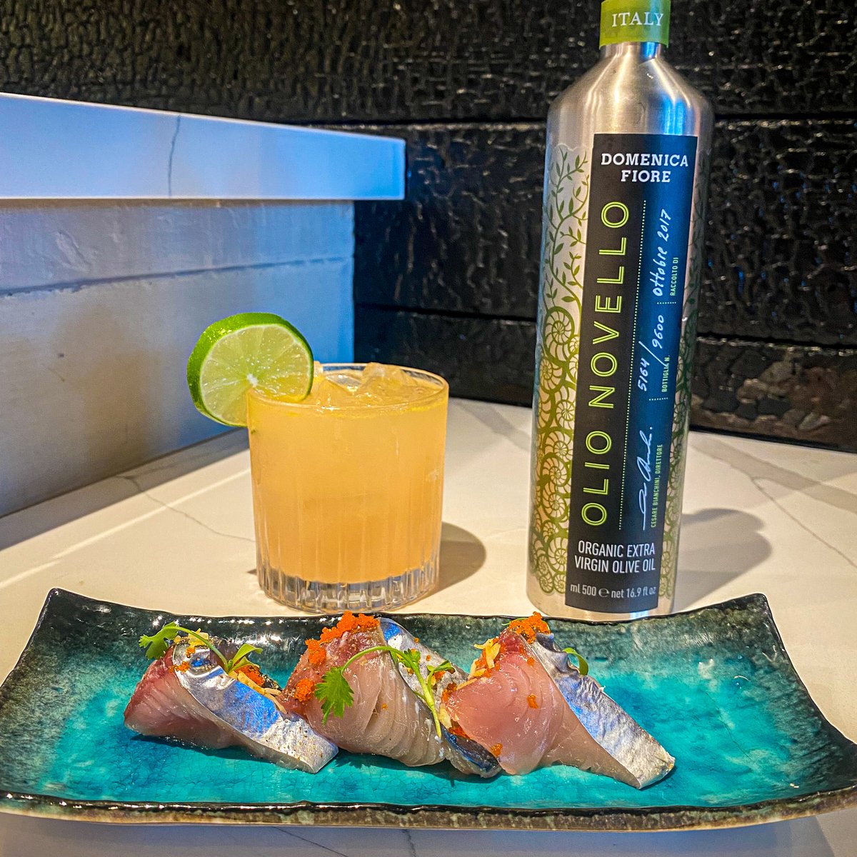 GlassBoxSD's tweet image. On September 13th, join us for an intimate and exclusive night of fine dining. 

Chef Ethan’s handcrafted menu perfectly pairs flavorful Asian coastal cuisine with the award-winning olive oils from Domenica Fiore.

Reserve your seat!
glassboxsd.com/domenica-fiore/