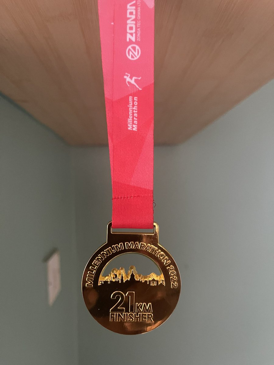CFiamor's tweet photo. Finished this weekends Millennium Marathon in 2hrs 45 min. My maiden competition….🤞🤞🤞🤞 https://t.co/YZ6geDA1R1