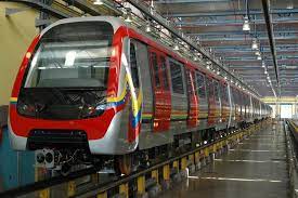 PoderopediaVe's tweet photo. Nicolás Maduro aprobó 150 millones de dólares para la recuperación del Metro de Caracas. Conoce en #PoderopediaVe el perfil de este importante sistema de transporte https://t.co/bvpgnWk9l6 https://t.co/oXmbGCkIXu