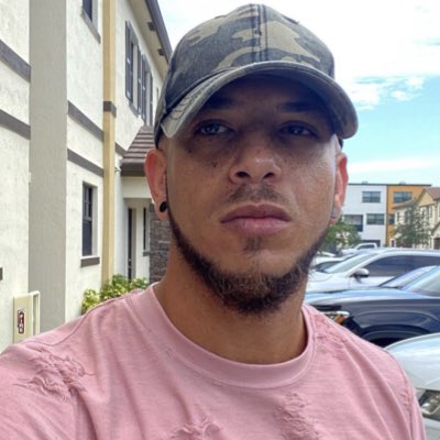 CityTouchStudi2's tweet photo. #NewProfilePic let’s match https://t.co/oTBXdnbZ6R