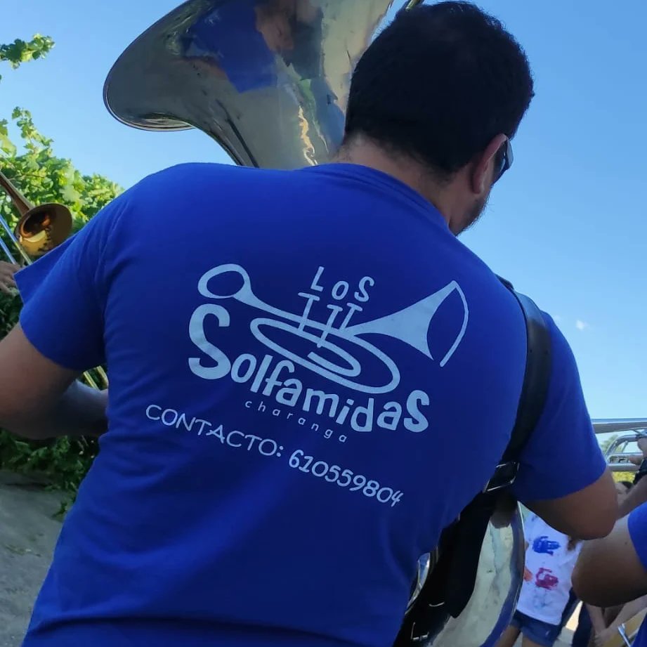 SolfamidasAldea's tweet photo. Este sábado tuvimos doble actuación
Primero estuvimos animando la despedida de Elena y luego nos trasladamos a Carrizosa para amenizar una barra libre
Gracias por confiar en nosotros y esperamos que lo pasarais genial 🥳🎺 https://t.co/gh8j07s5Oz