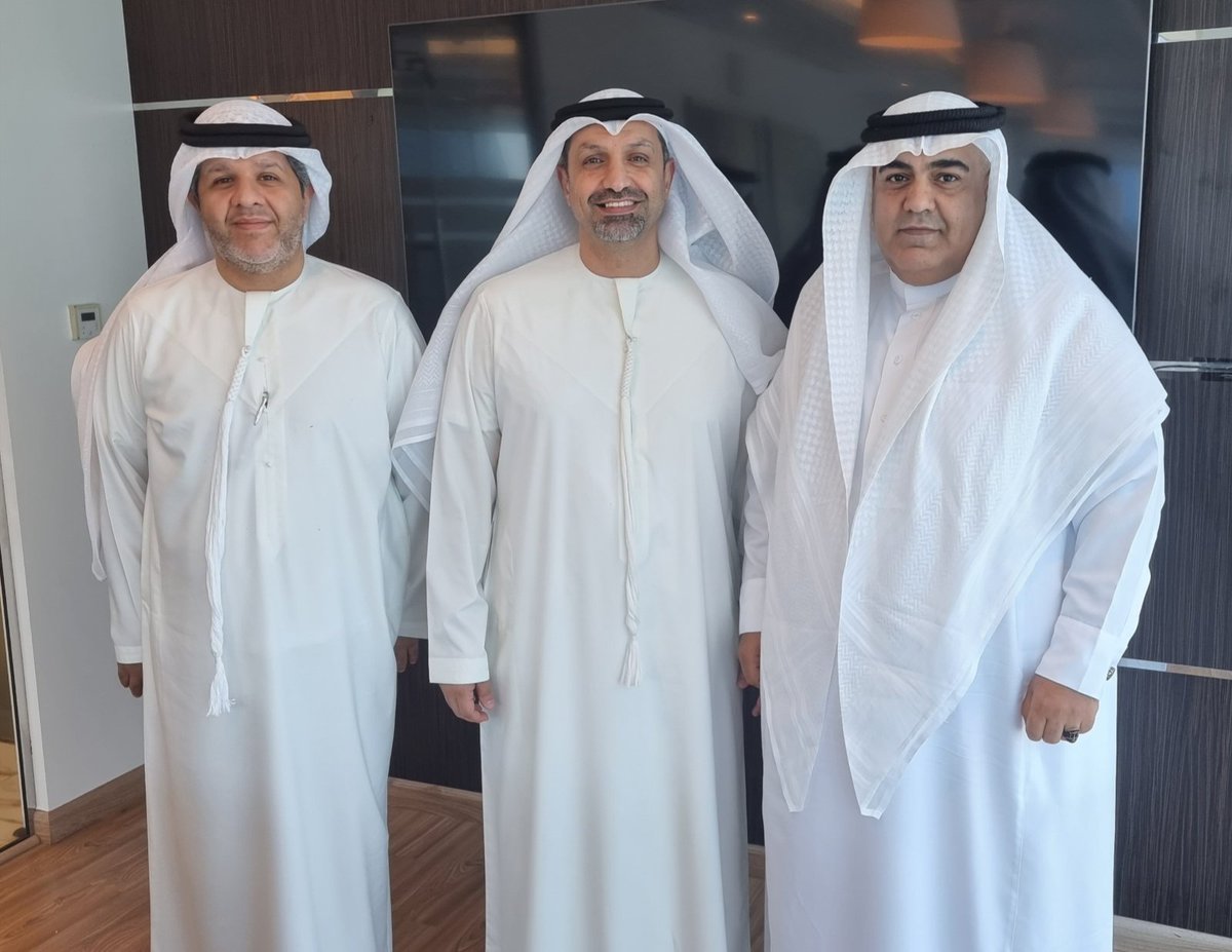 FarisLawksa's tweet photo. ضمن توحيد الرؤية نحو خدمات قانونية مهنية دولية تم بعون الله وتوفيقه يوم الاثنين ٥/ ٩/ ٢٠٢٢ في دبي. توقيع اتفاقية تعاون بين شركة اوتاد القانون للمحاماة والاستشارات القانونية ومقرها الدمام. ومكتب المدحاني و الشامسي للمحاماة والاستشارات القانونية ومقرها دبي.
#القانون #السعودية #دبي https://t.co/7yDjglHnt6