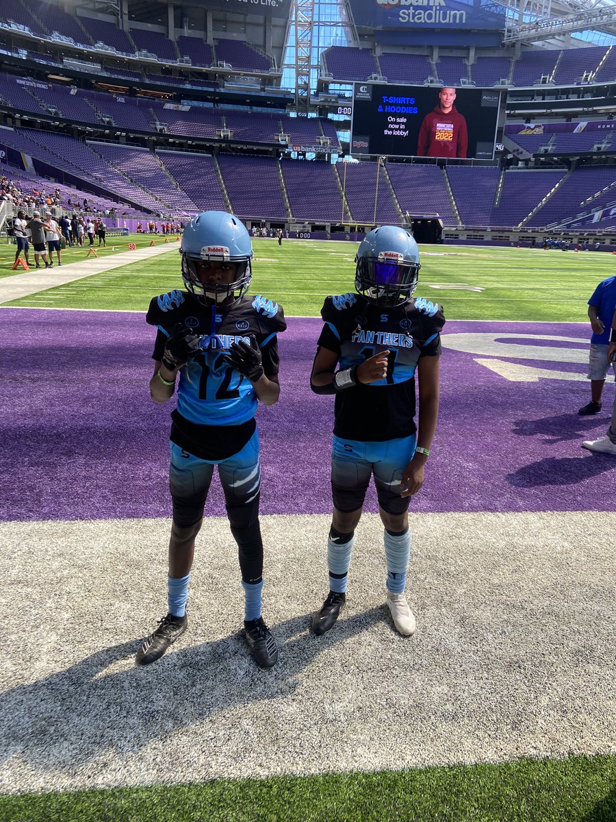 12Poe12's tweet photo. This Weekend work Was Nice in us bank stadium https://t.co/EYoTPM9bYn